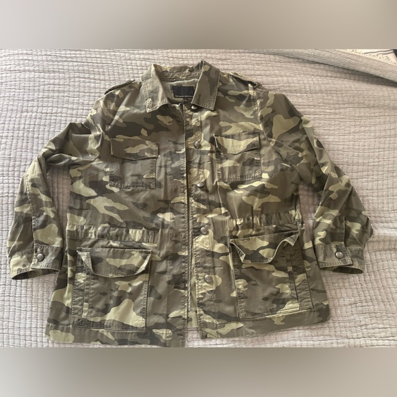 Banana Republic, Camo Jacket Size XL - Picture 1 of 1